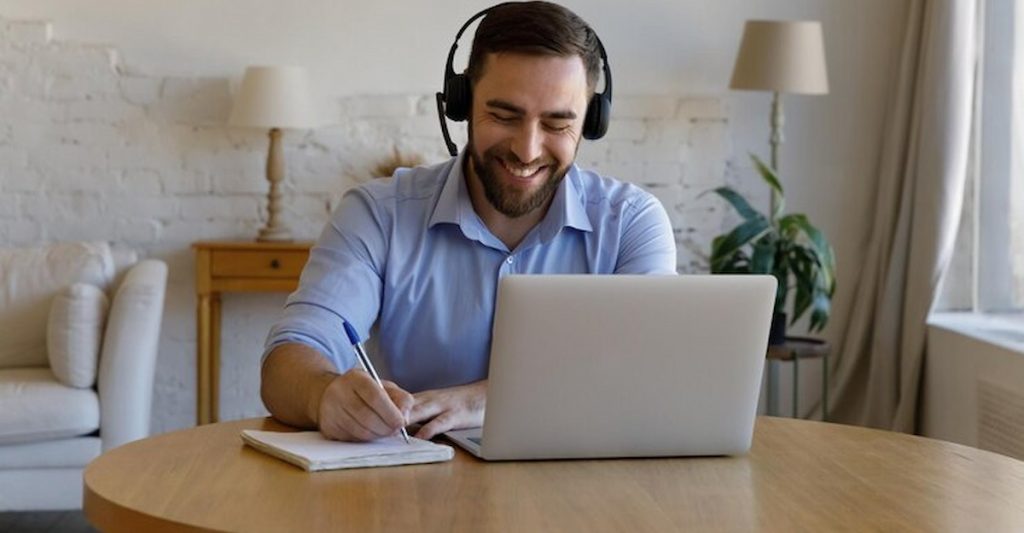 Cursos online gratuitos para aprimoramento em sua área